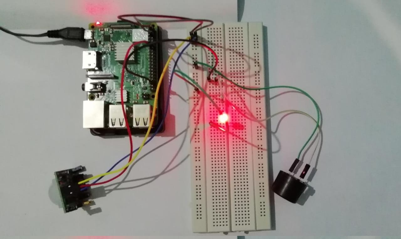 Programming On Raspberry Pi With Python: Activate LED and Buzzer on Motion Detection